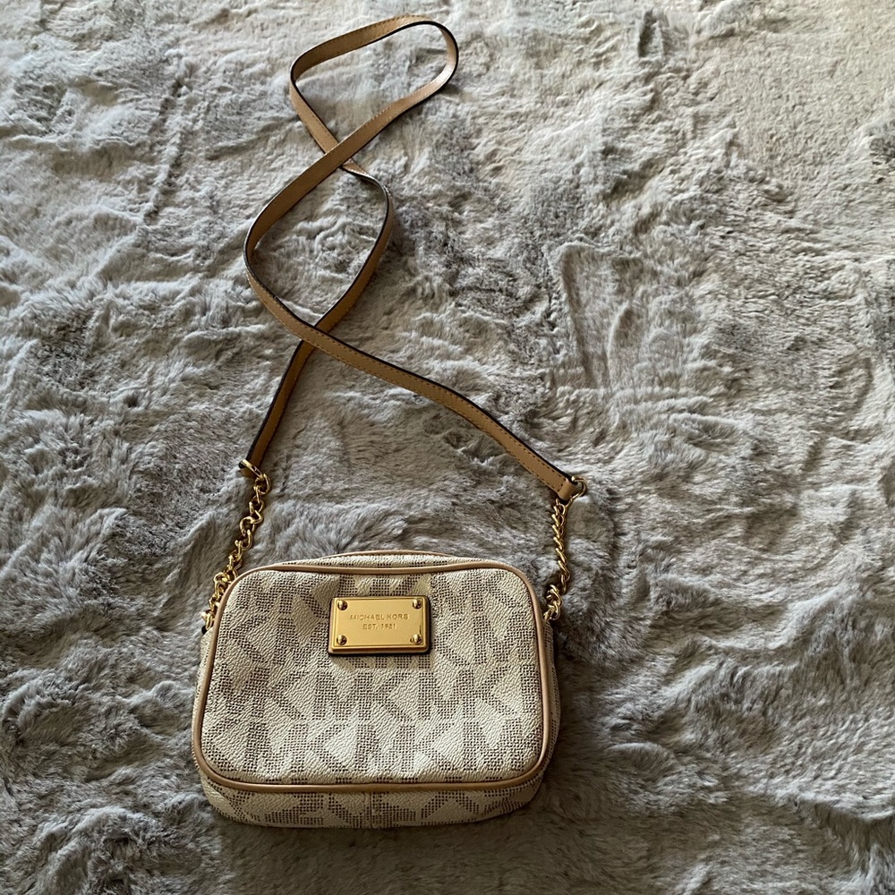 Michael Kors cross body bag